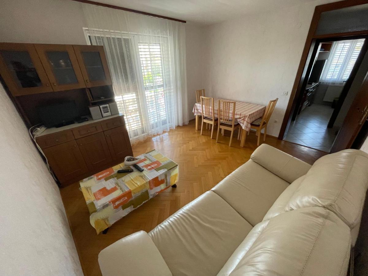 Iva Apartments Novigrad Istria Esterno foto